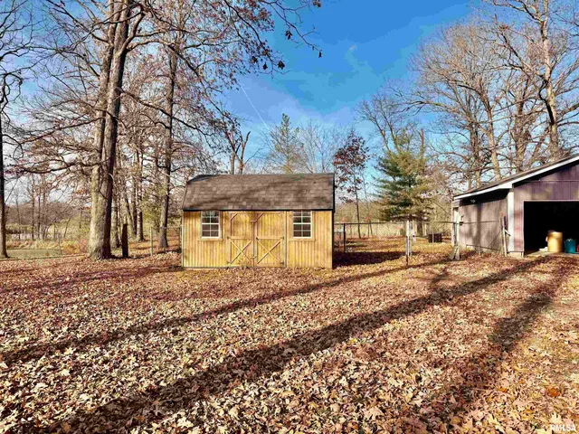 $180,000 | 421 Jeff Road, Centralia, IL 62801