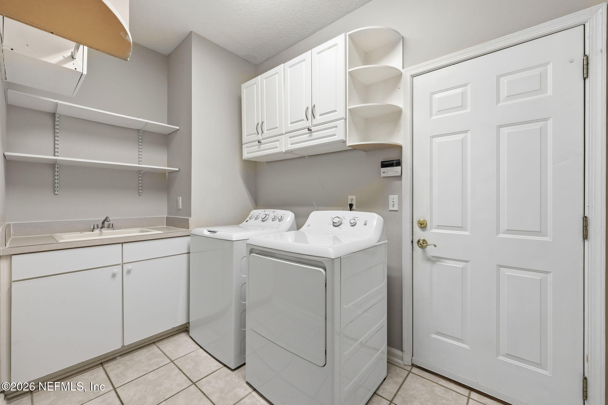 7805 Rittenhouse Lane Jacksonville, FL 32256 - Photo 25 of 35 Laundry Room
