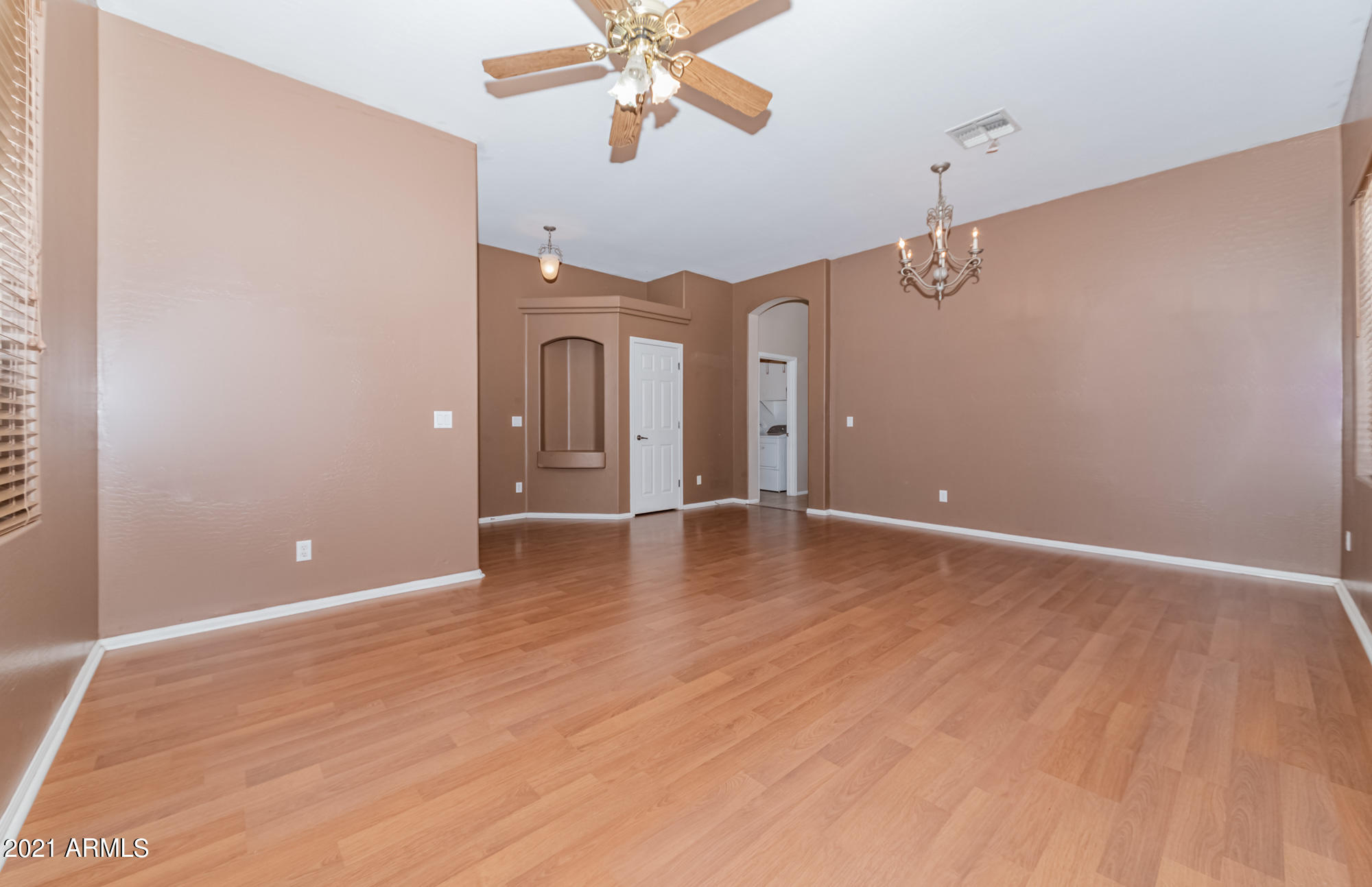 21618 Greenway Road Maricopa, AZ 85138 - Photo 11 of 44 21618 N Greenway Rd-6