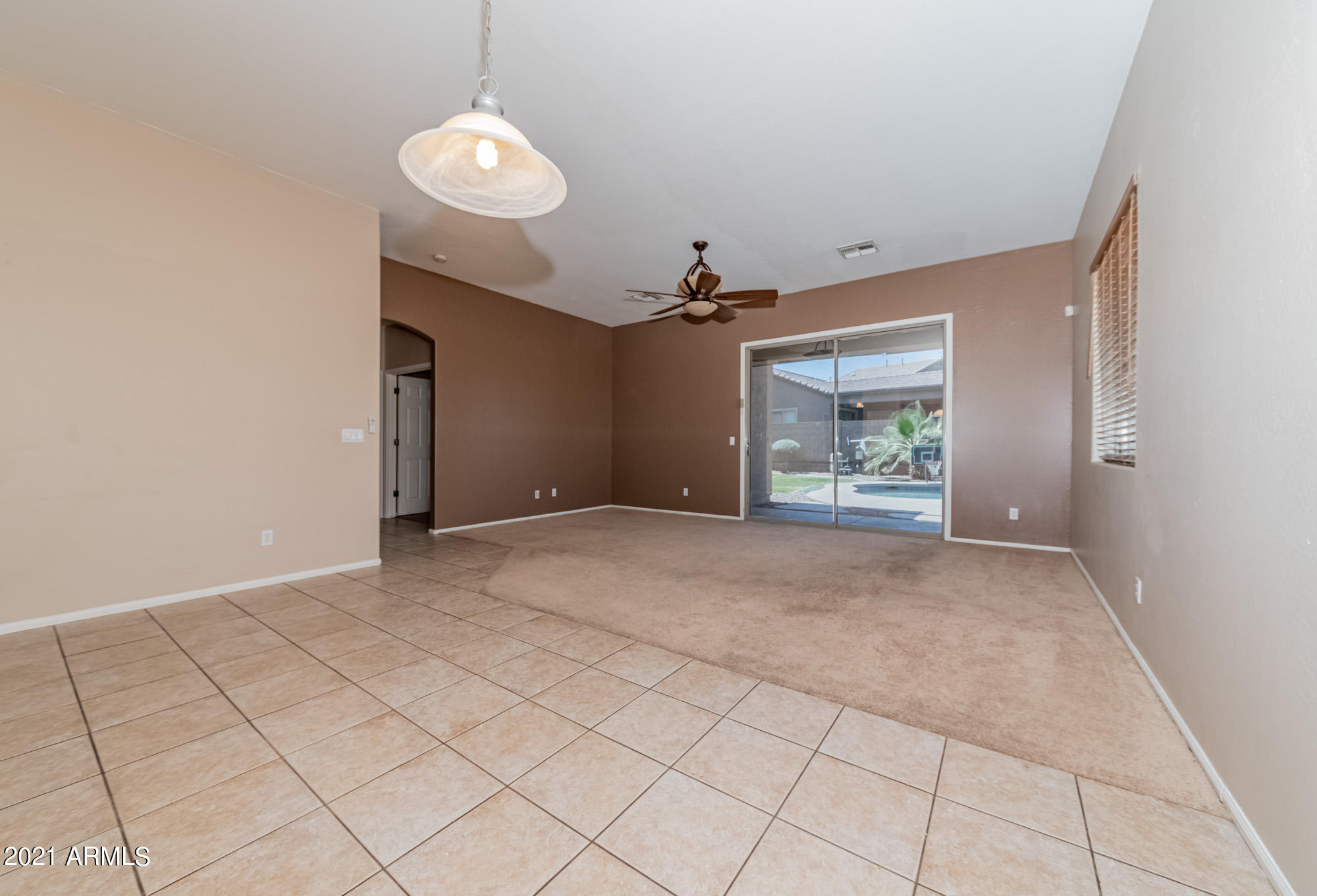 21618 Greenway Road Maricopa, AZ 85138 - Photo 19 of 44 21618 N Greenway Rd-13