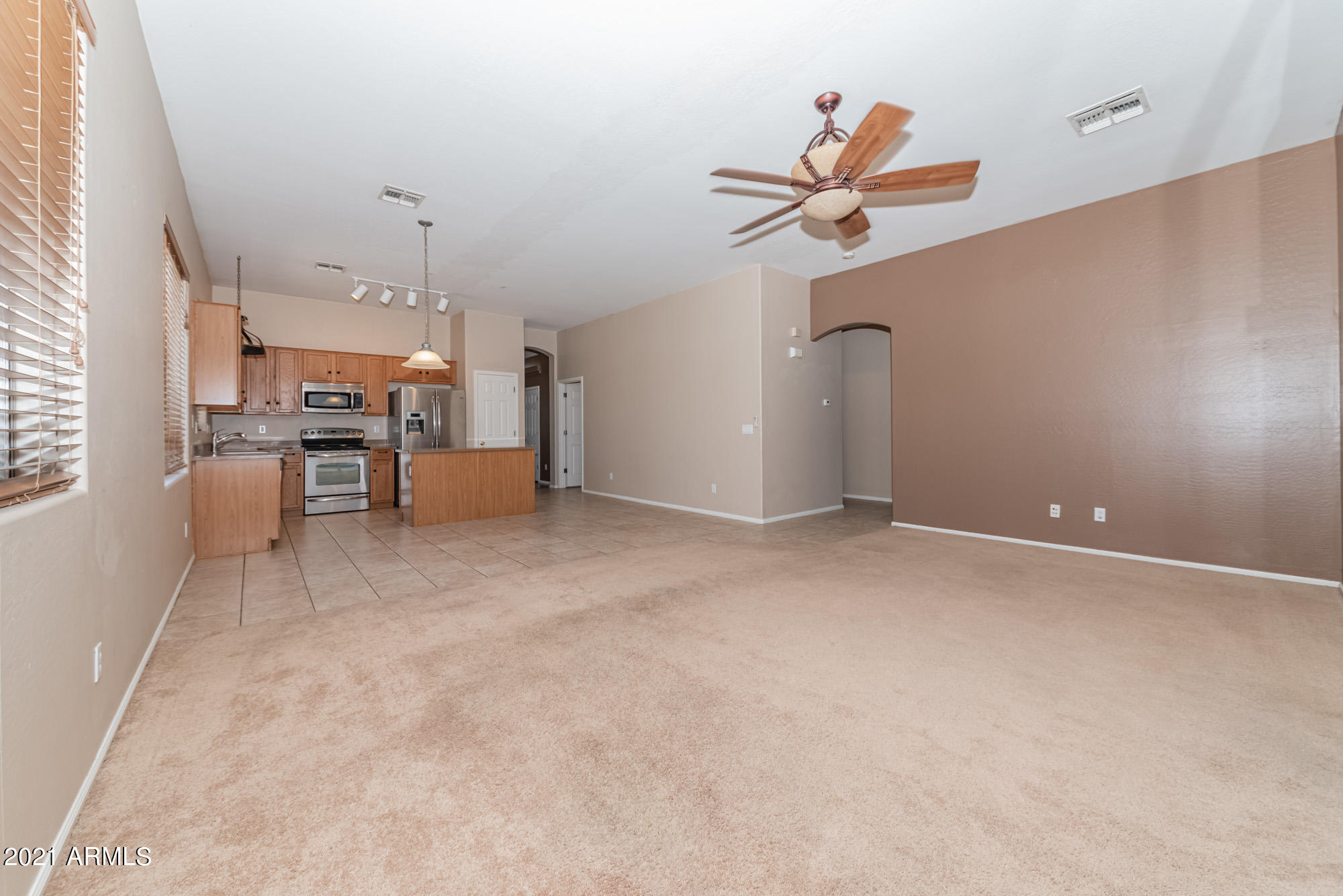 21618 Greenway Road Maricopa, AZ 85138 - Photo 21 of 44 21618 N Greenway Rd-15