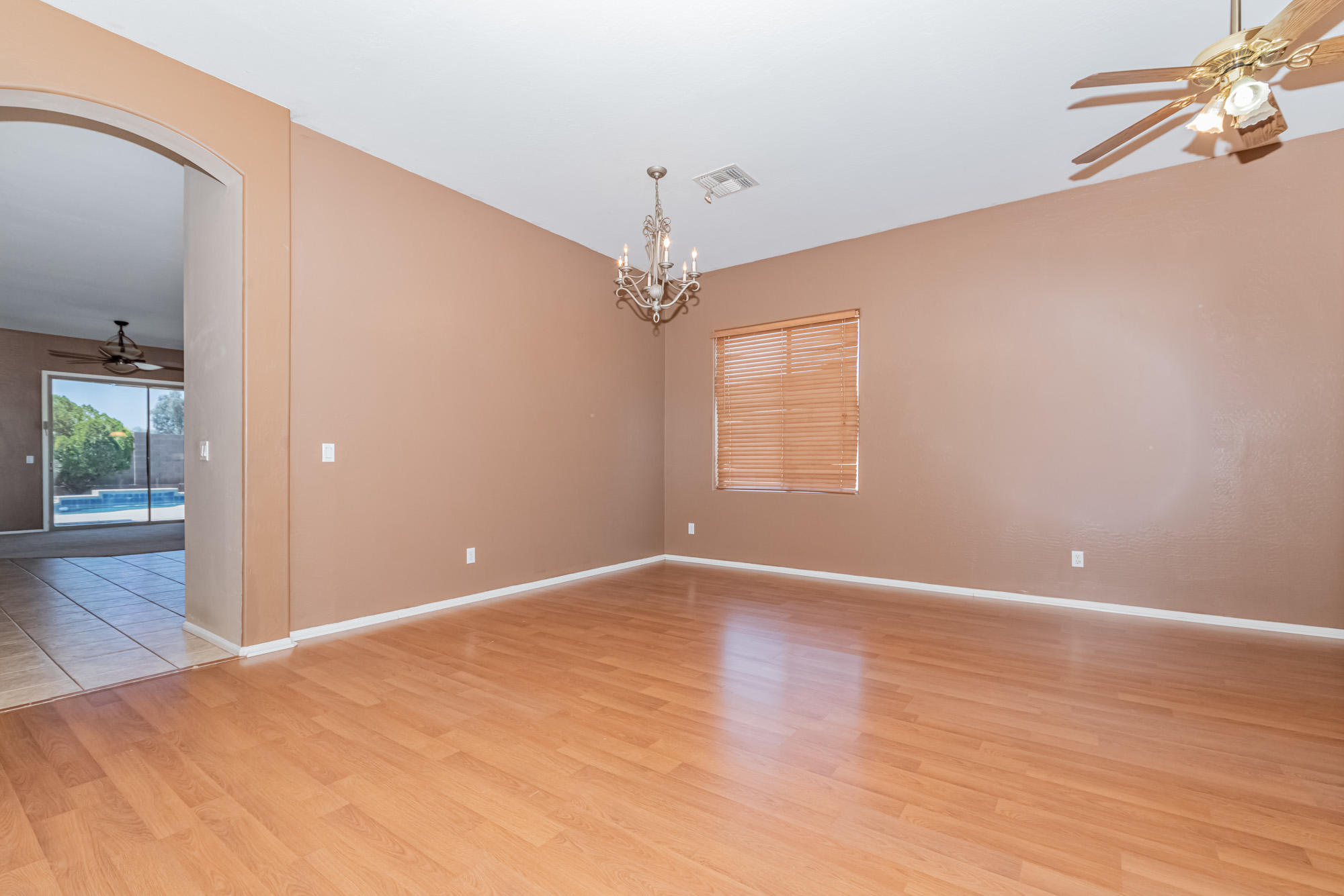 21618 Greenway Road Maricopa, AZ 85138 - Photo 10 of 44 21618 N Greenway Rd-5