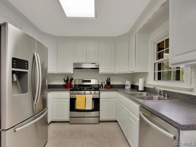 531 Whitaker Road North Chesterfield, VA 23235 - Photo 8 of 29 Gallery Image 8