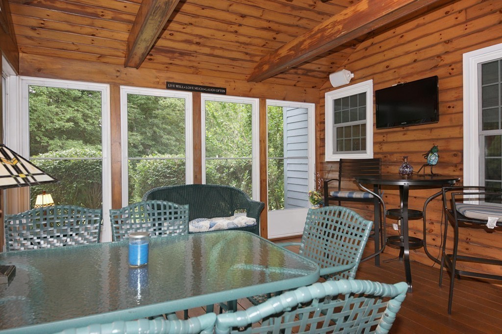 9 Virginia Road Tyngsborough, MA 01879 - Photo 24 of 30