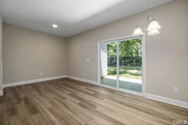 $1,950 | 335 East Pine Avenue, Wake Forest, NC 27587