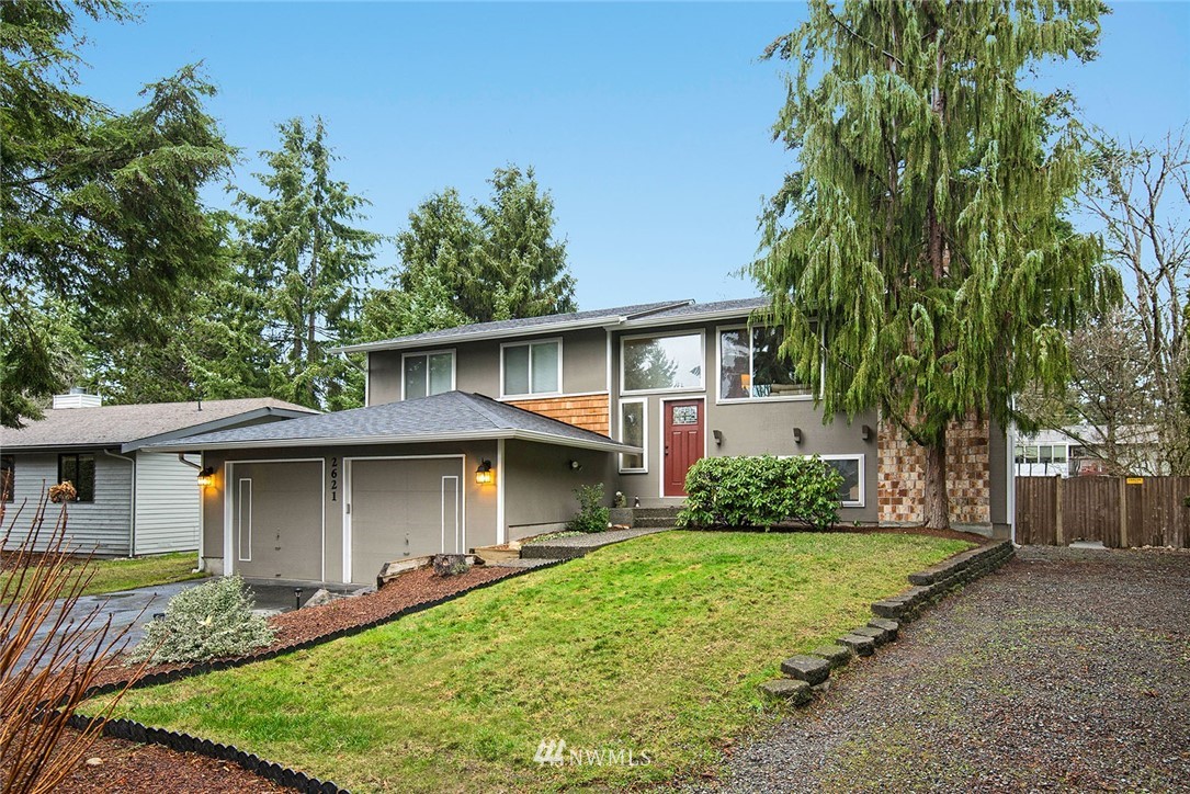 2621 169th Street Southeast Bothell, WA 98012 - Photo 2 of 24 Gallery Image 2