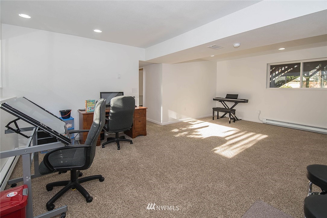 2621 169th Street Southeast Bothell, WA 98012 - Photo 17 of 24 Gallery Image 17