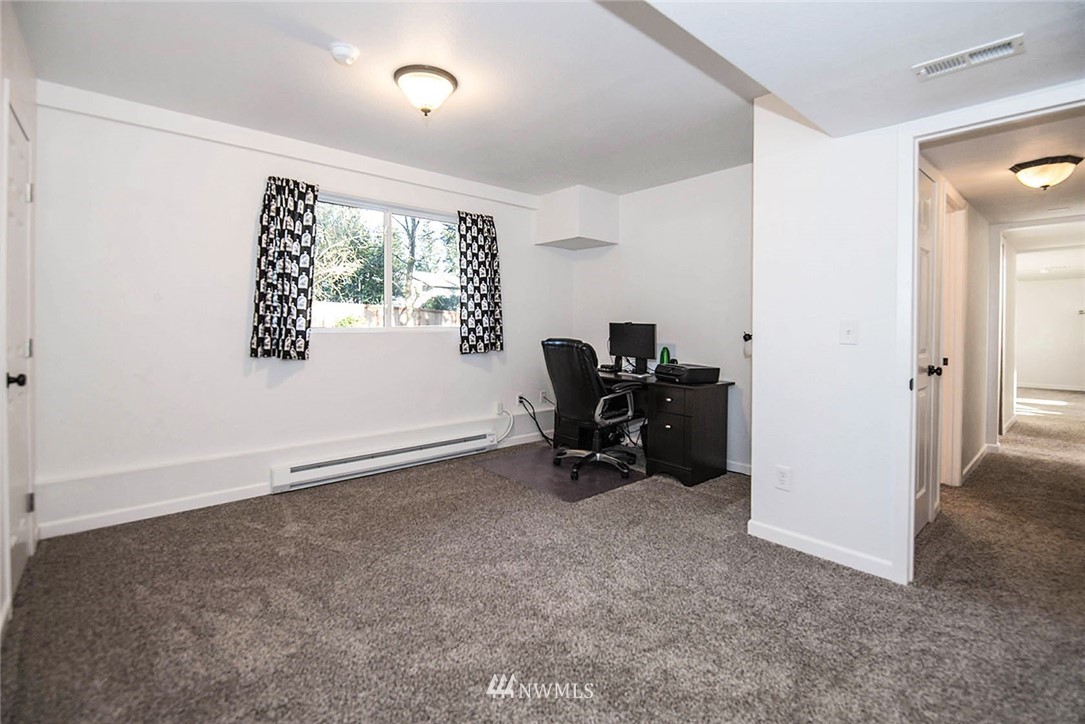 2621 169th Street Southeast Bothell, WA 98012 - Photo 18 of 24 Gallery Image 18
