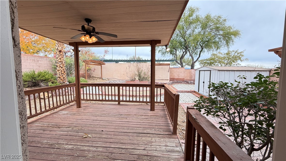 11040 Linden Leaf Avenue Las Vegas, NV 89144 - Photo 11 of 23