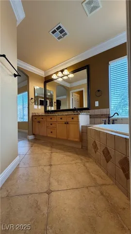 $2,450 | 11040 Linden Leaf Avenue, Las Vegas, NV 89144