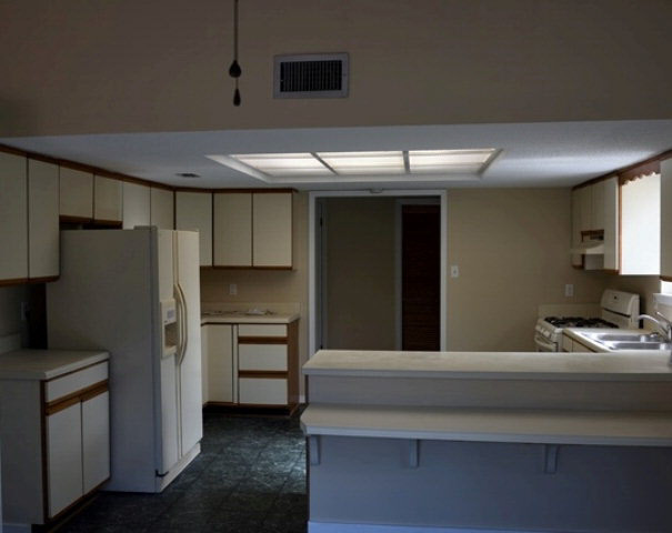 7873 Riverwood Drive Foley, AL 36535 - Photo 4 of 25 Kitchen
