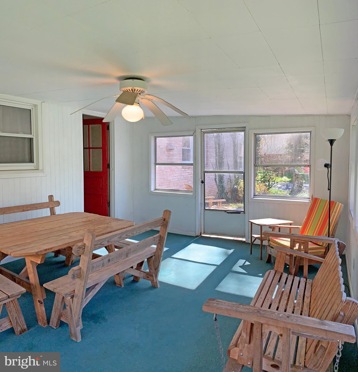 44 Gale Road Camp Hill, PA 17011 - Photo 31 of 40 Covered Patio