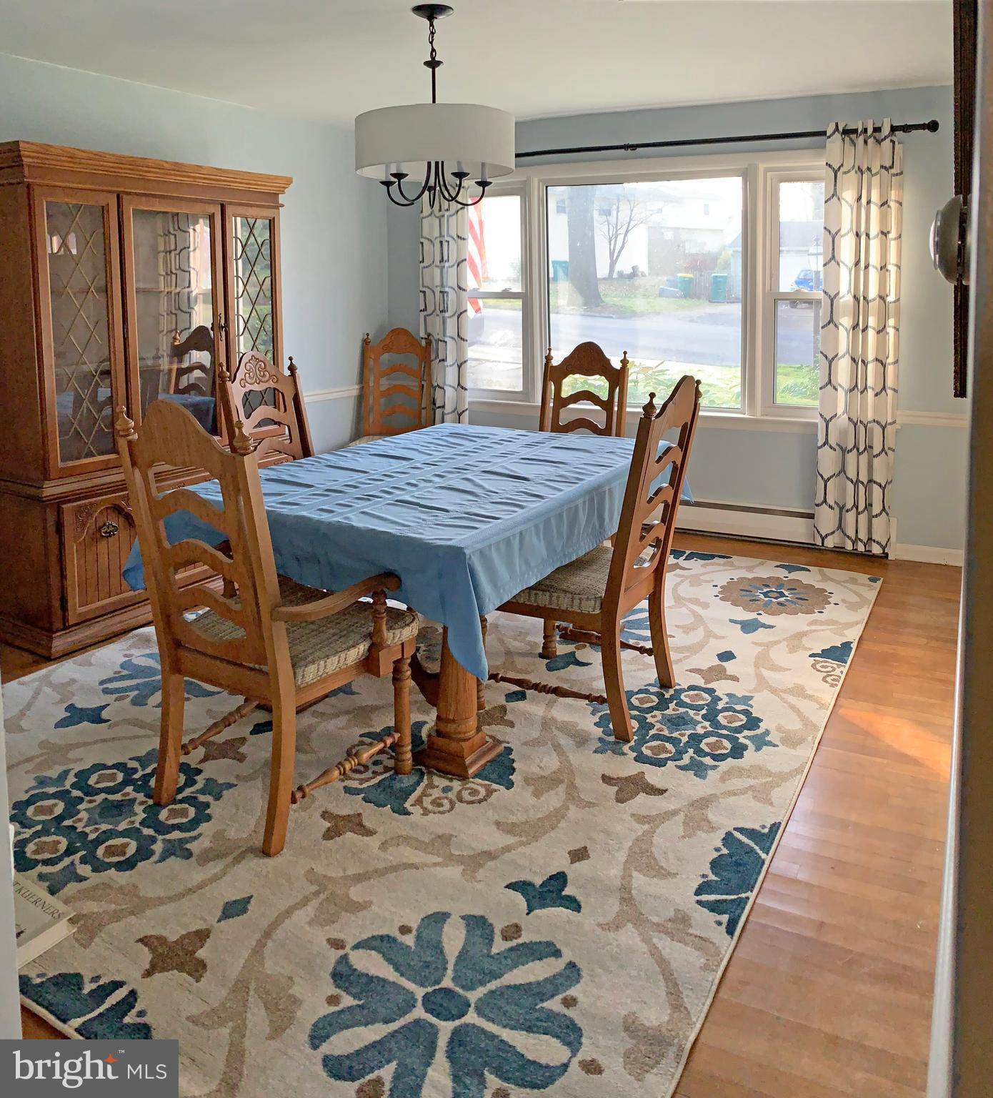 44 Gale Road Camp Hill, PA 17011 - Photo 7 of 40 Dining Room