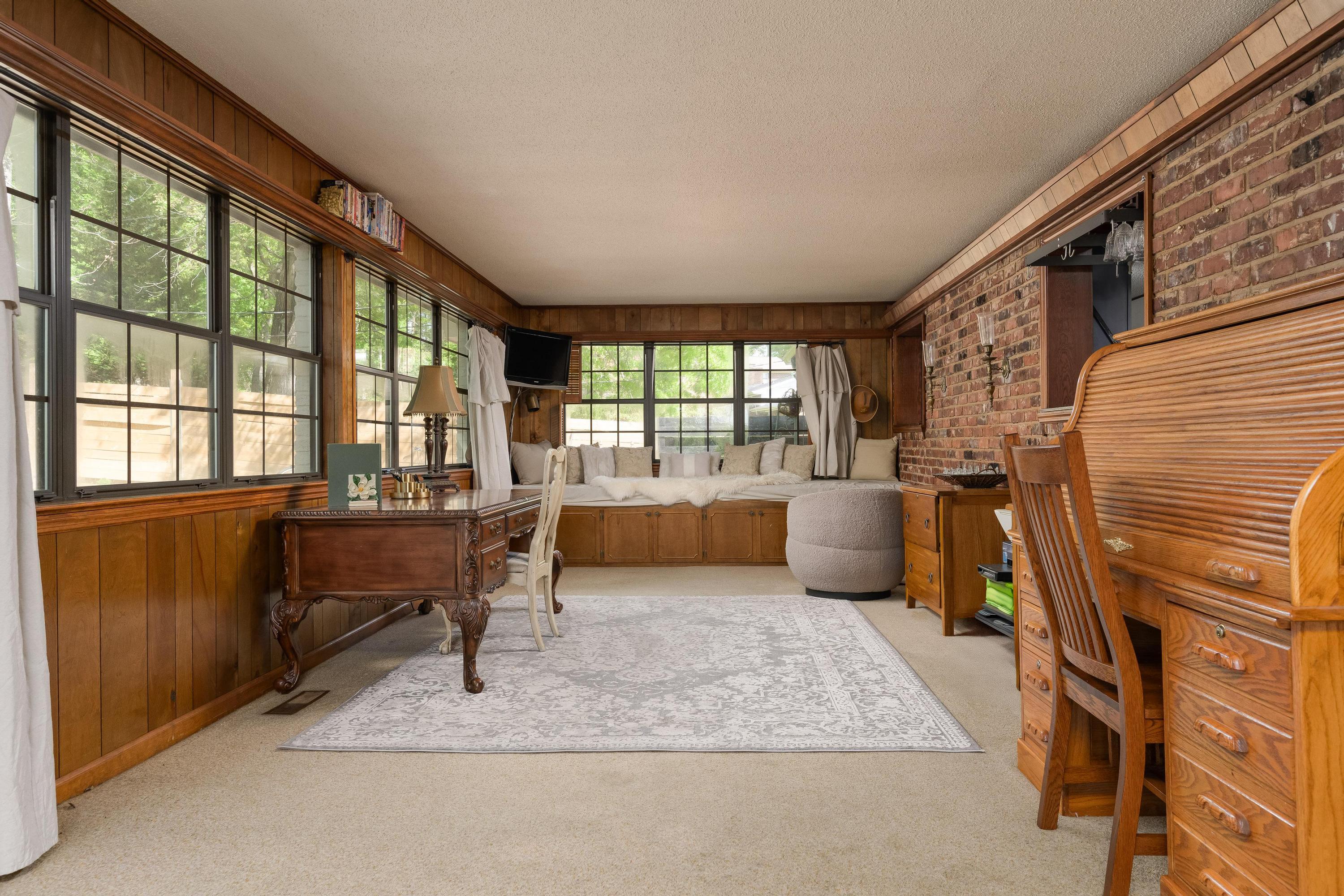 7007 Genoa Drive Chattanooga, TN 37421 - Photo 20 of 39 Sunroom