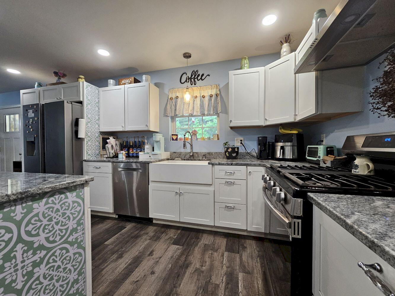 123 Frith Road Moscow, ME 04920 - Photo 9 of 63 11