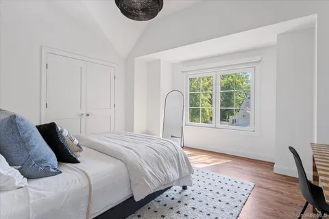 $1,950,000 | 660 Sutton Place, Greenport, NY 11944