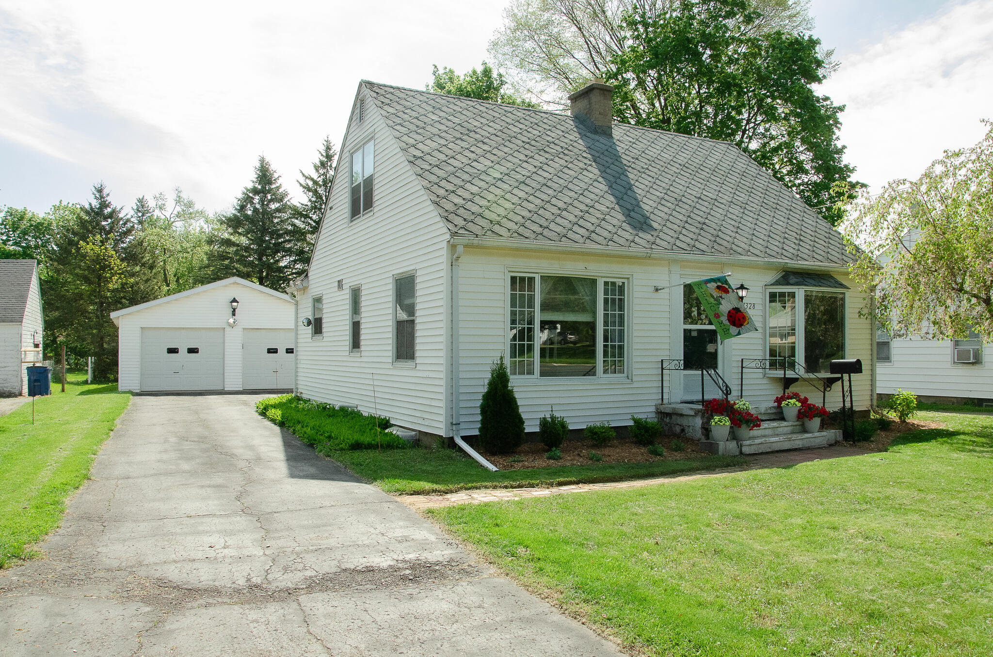 1328 Nichols Road Kalamazoo, MI 49006 - Photo 56 of 59 _DCS4877_(2048)