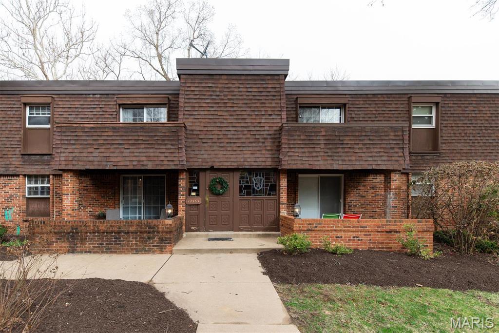 13555 Coliseum Drive, Unit G Chesterfield, MO 63017 - Photo 2 of 27