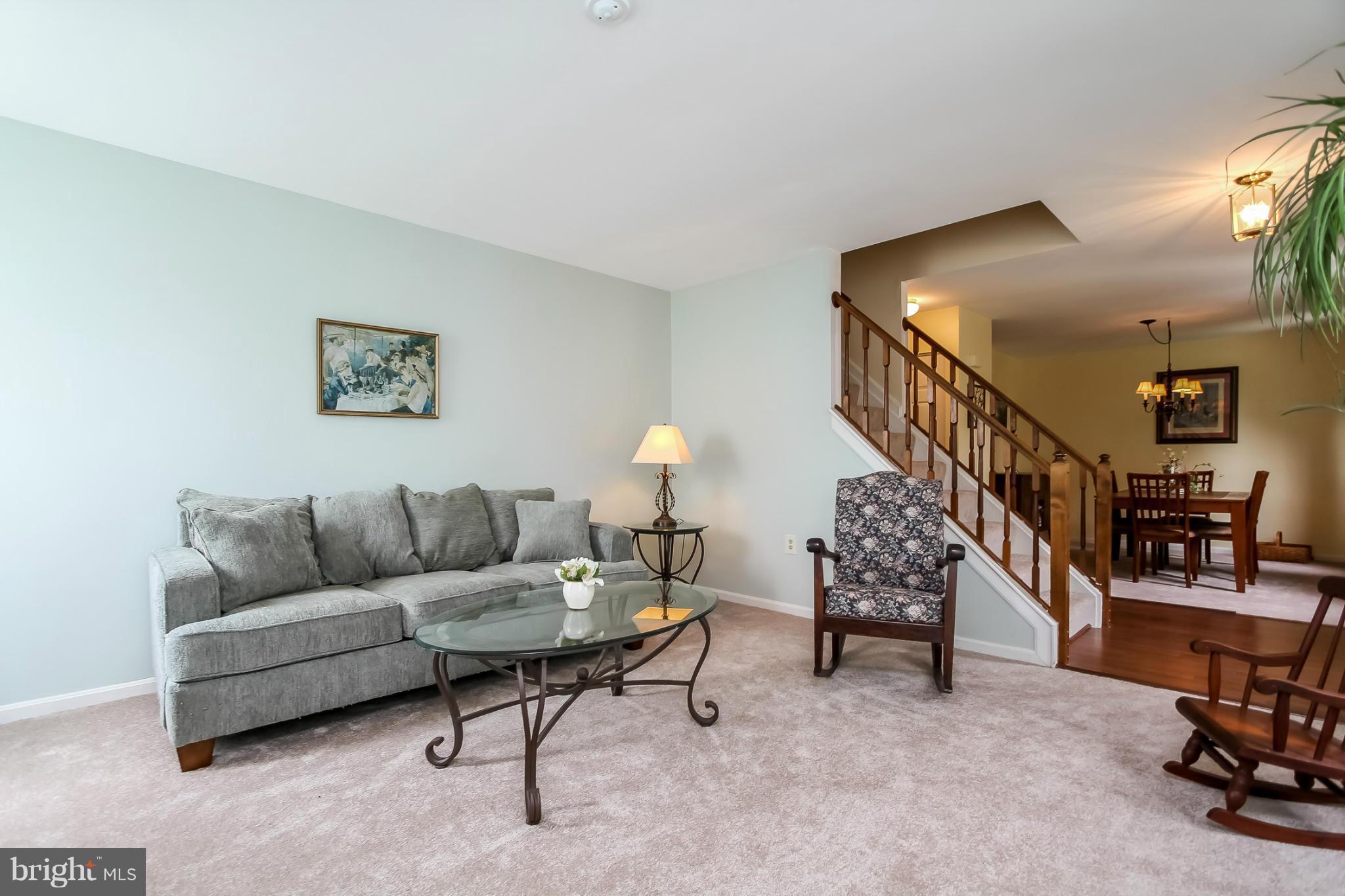 951 Firestone Road Westminster, MD 21158 - Photo 3 of 29 Living Room