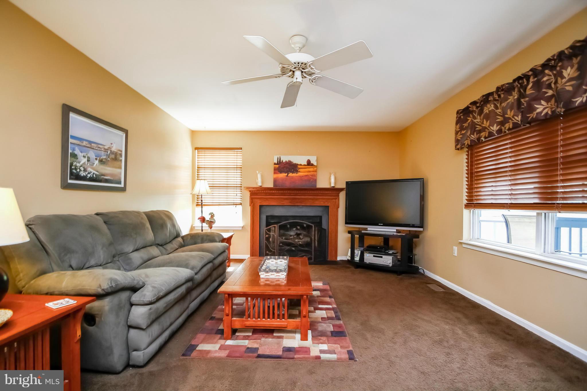 951 Firestone Road Westminster, MD 21158 - Photo 10 of 29 Family Room