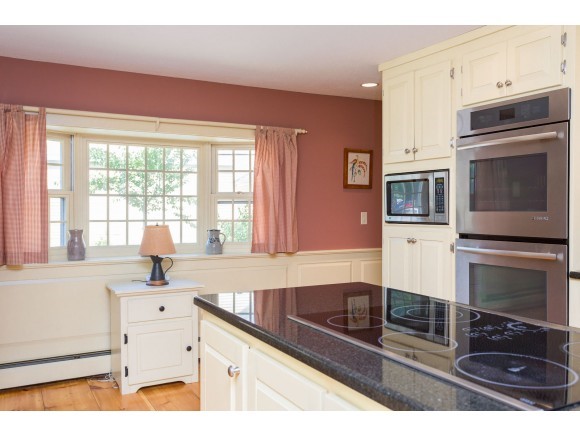 561 South Road Rye, NH 03870 - Photo 4 of 30