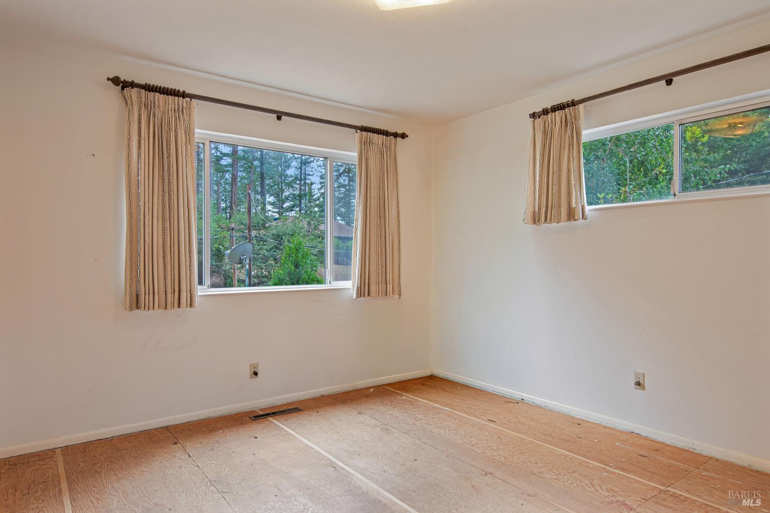 135 Cold Springs Road Angwin, CA 94508 - Photo 19 of 27 Gallery Image 19
