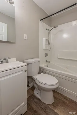 $1,640 | 104 Glen Garry Road, St. Louis, MO 63137