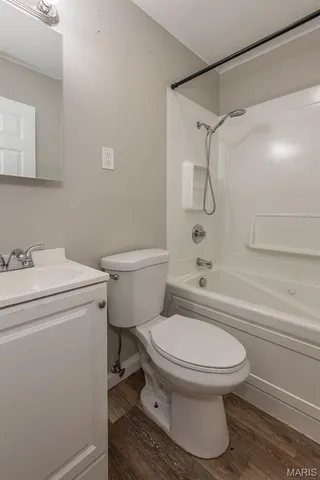 $1,640 | 104 Glen Garry Road, St. Louis, MO 63137