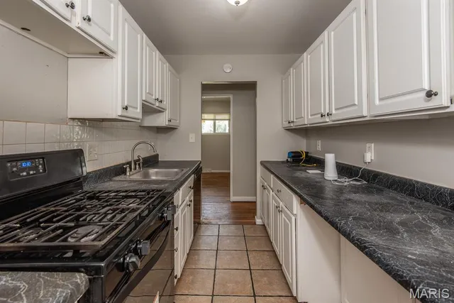 $1,640 | 104 Glen Garry Road, St. Louis, MO 63137