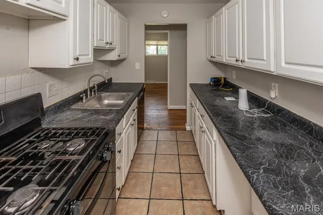 $1,640 | 104 Glen Garry Road, St. Louis, MO 63137