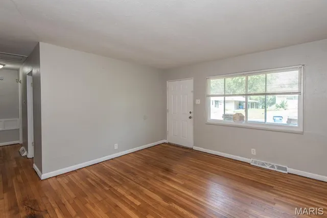 $1,640 | 104 Glen Garry Road, St. Louis, MO 63137