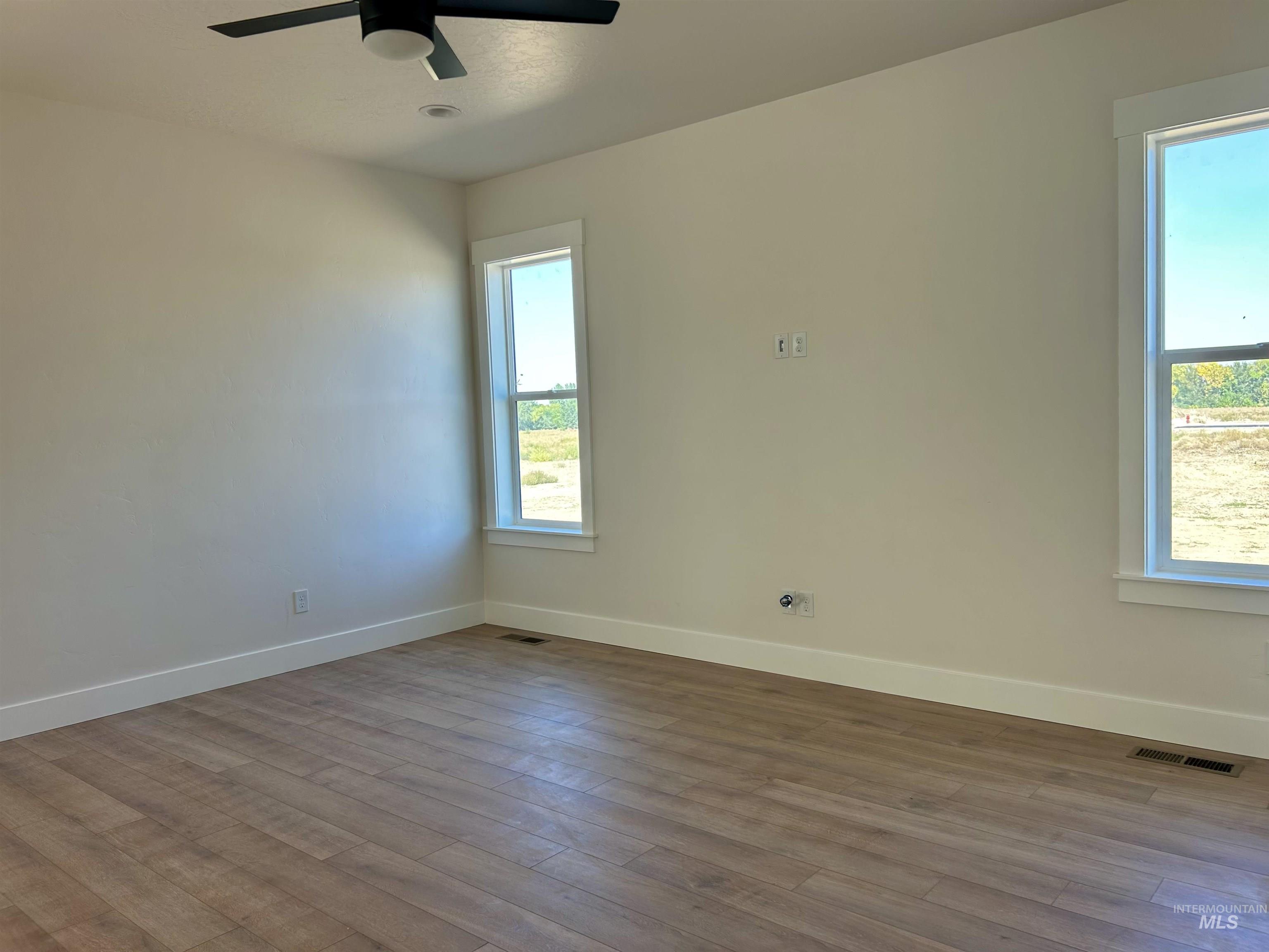 945 North 15th Street Payette, ID 83661 - Photo 7 of 18