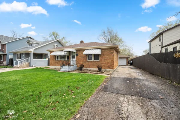 $235,000 | 216 Emery Street, Joliet, IL 60436