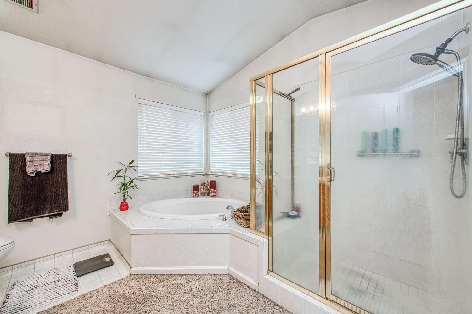 4996 West Decatur Avenue Fresno, CA 93722 - Photo 16 of 19 Gallery Image 16