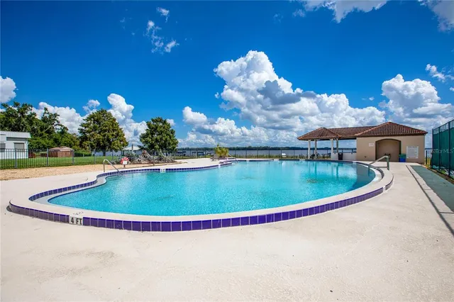 $347,400 | 26841 Bella Vista Drive, Howey-in-the-Hills, FL 34737