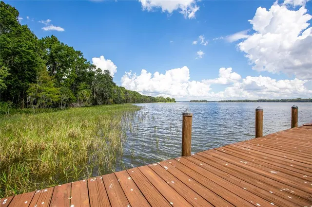 $347,400 | 26841 Bella Vista Drive, Howey-in-the-Hills, FL 34737