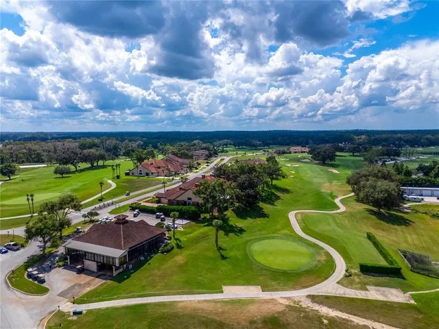 $347,400 | 26841 Bella Vista Drive, Howey-in-the-Hills, FL 34737