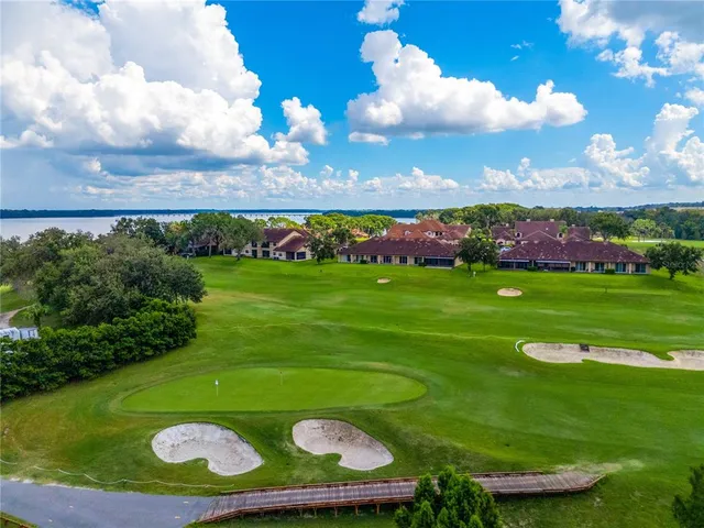 $347,400 | 26841 Bella Vista Drive, Howey-in-the-Hills, FL 34737