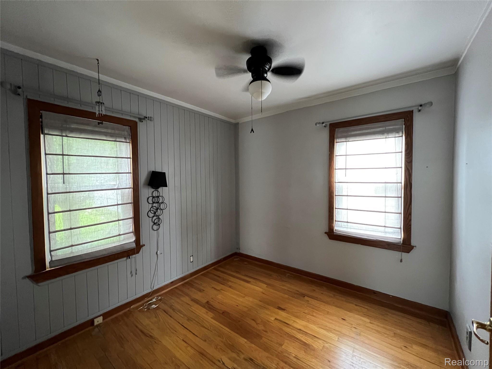 3450 Harding Street Dearborn, MI 48124 - Photo 18 of 31 IMG_8371.jpg