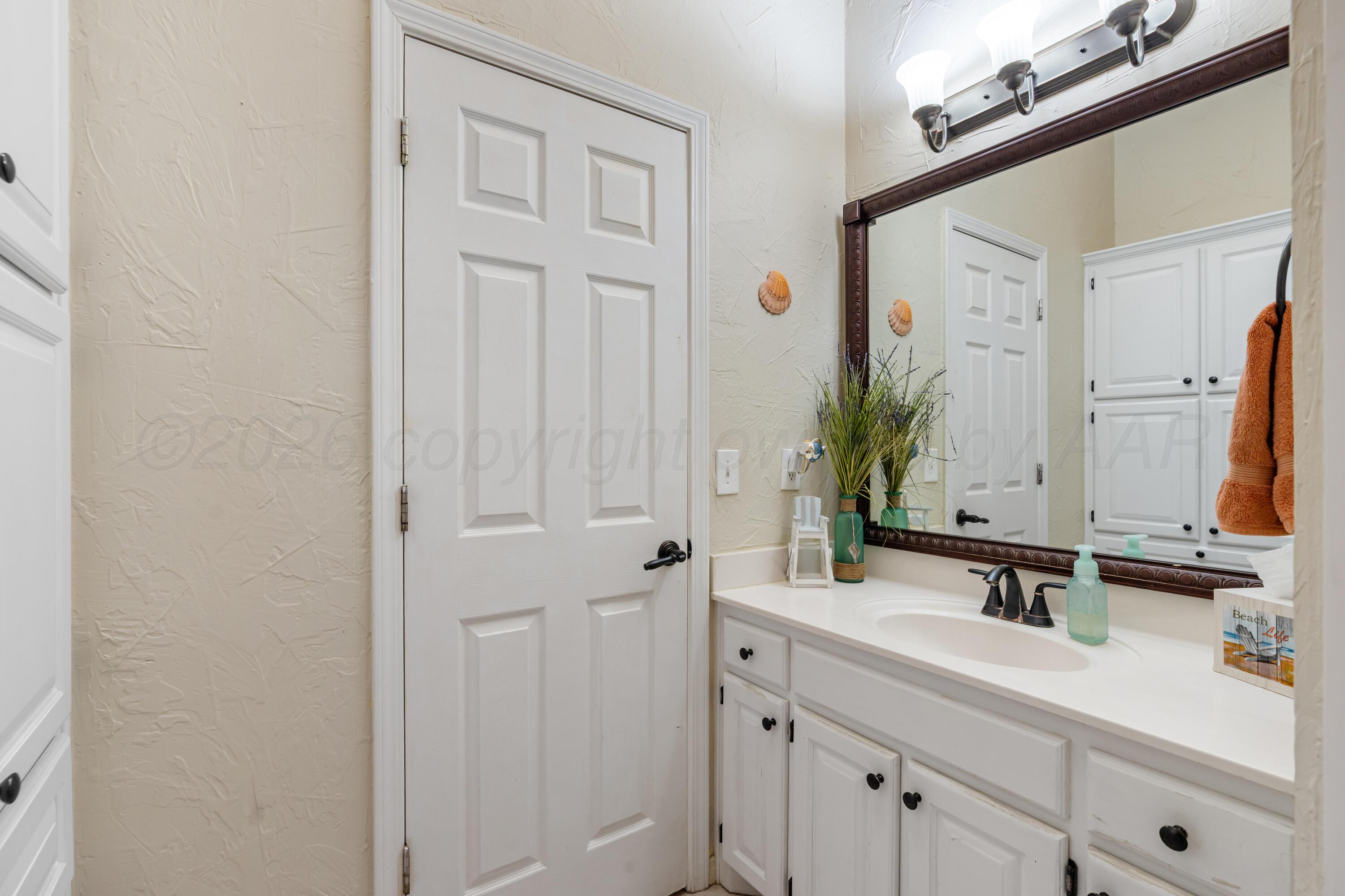 7101 Rochelle Lane Amarillo, TX 79109 - Photo 18 of 41 7107 Rochelle-12