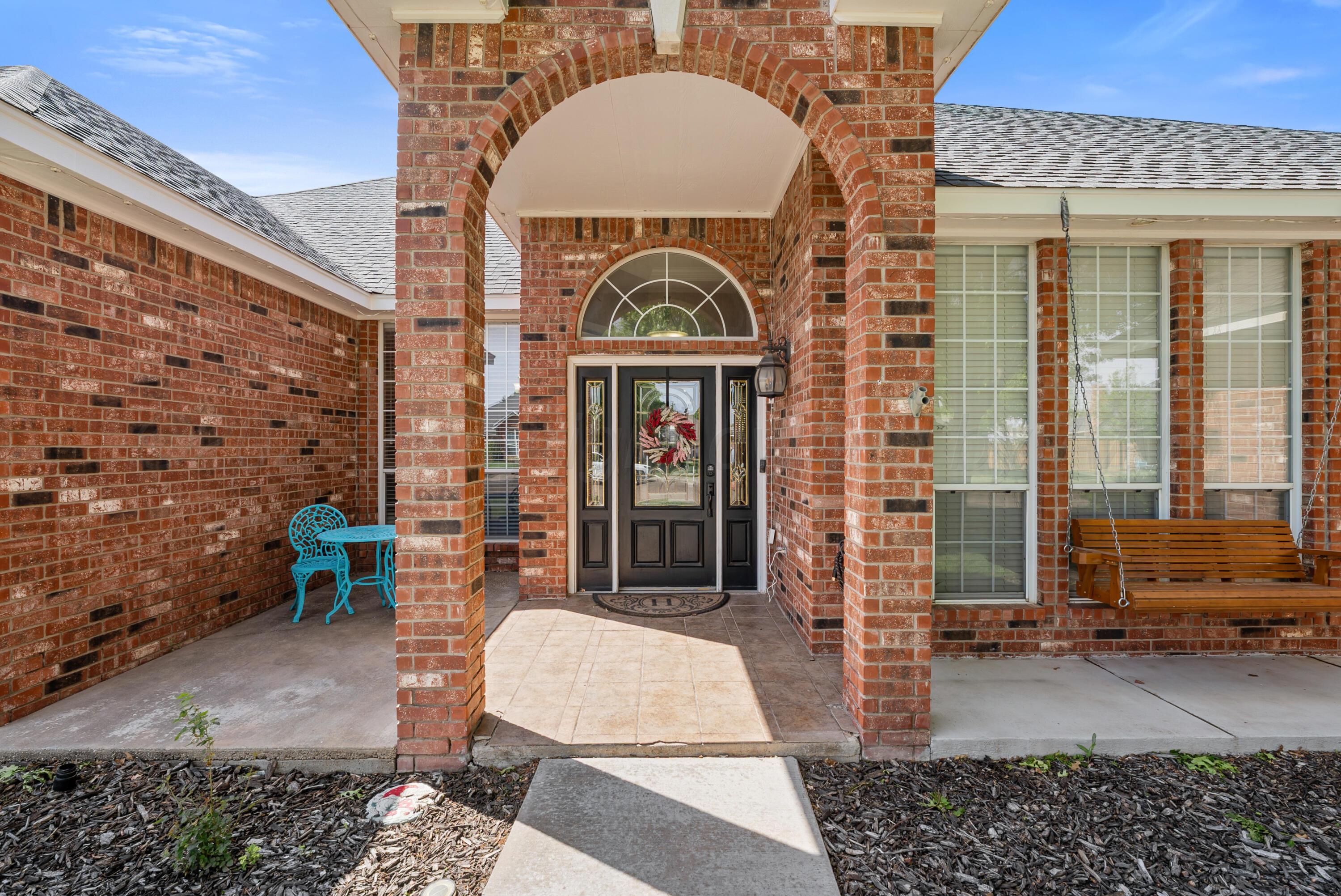 7101 Rochelle Lane Amarillo, TX 79109 - Photo 2 of 41 7107 Rochelle-37