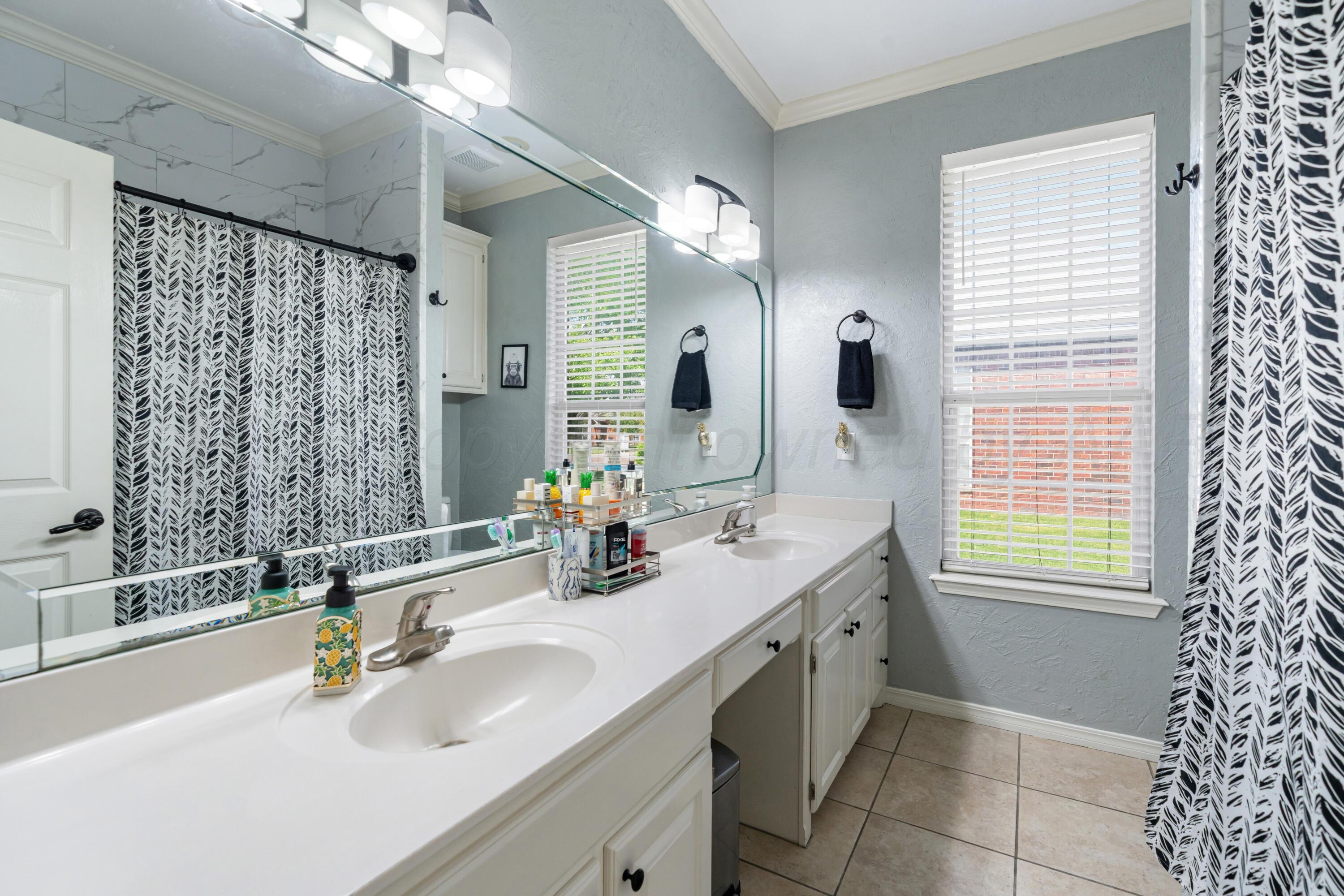 7101 Rochelle Lane Amarillo, TX 79109 - Photo 21 of 41 7107 Rochelle-15