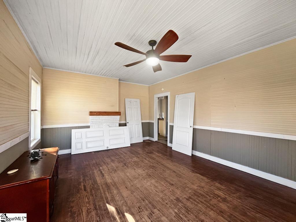 127 Pine Street Clinton, SC 29325 - Photo 3 of 15 Gallery Image 3