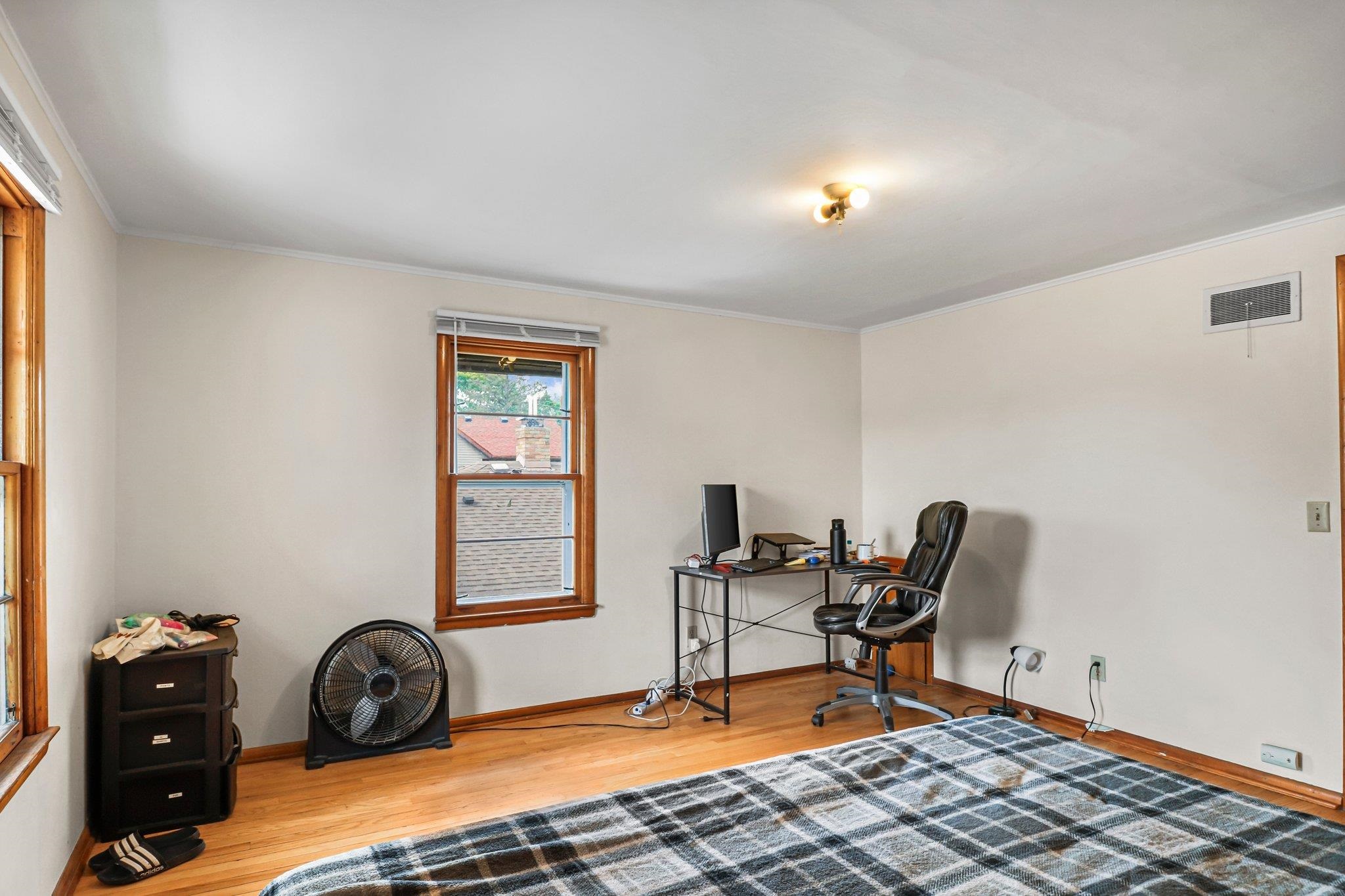 430 North Oak Street Madison, WI 53704 - Photo 10 of 25