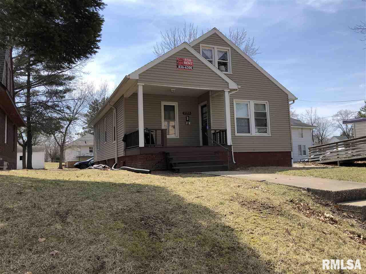 627 West Adams Road Macomb, IL 61455 - Photo 1 of 2 Gallery Image 1