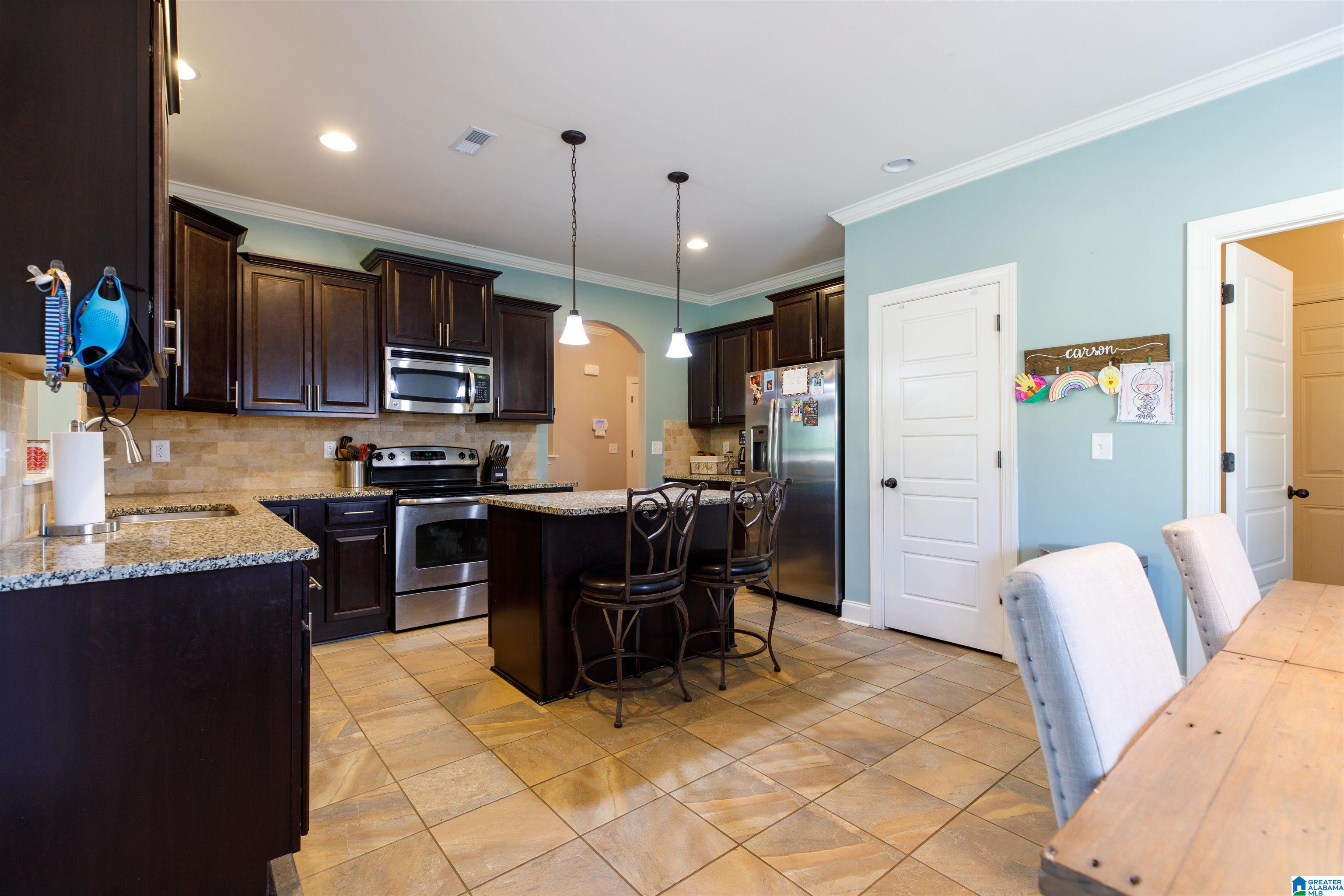 1076 Riviera Drive Calera, AL 35040 - Photo 17 of 48