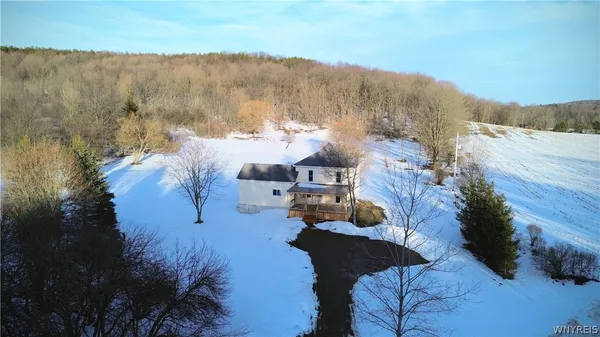 $319,900 | 4282 Gun Barrel Road, Yorkshire, NY 14042