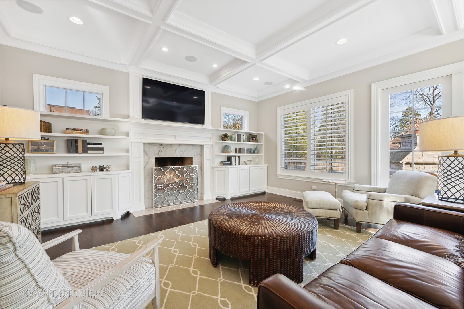 814 17th Street Wilmette, IL 60091 - Photo 14 of 51 a living room with furniture fireplace and flat screen tv