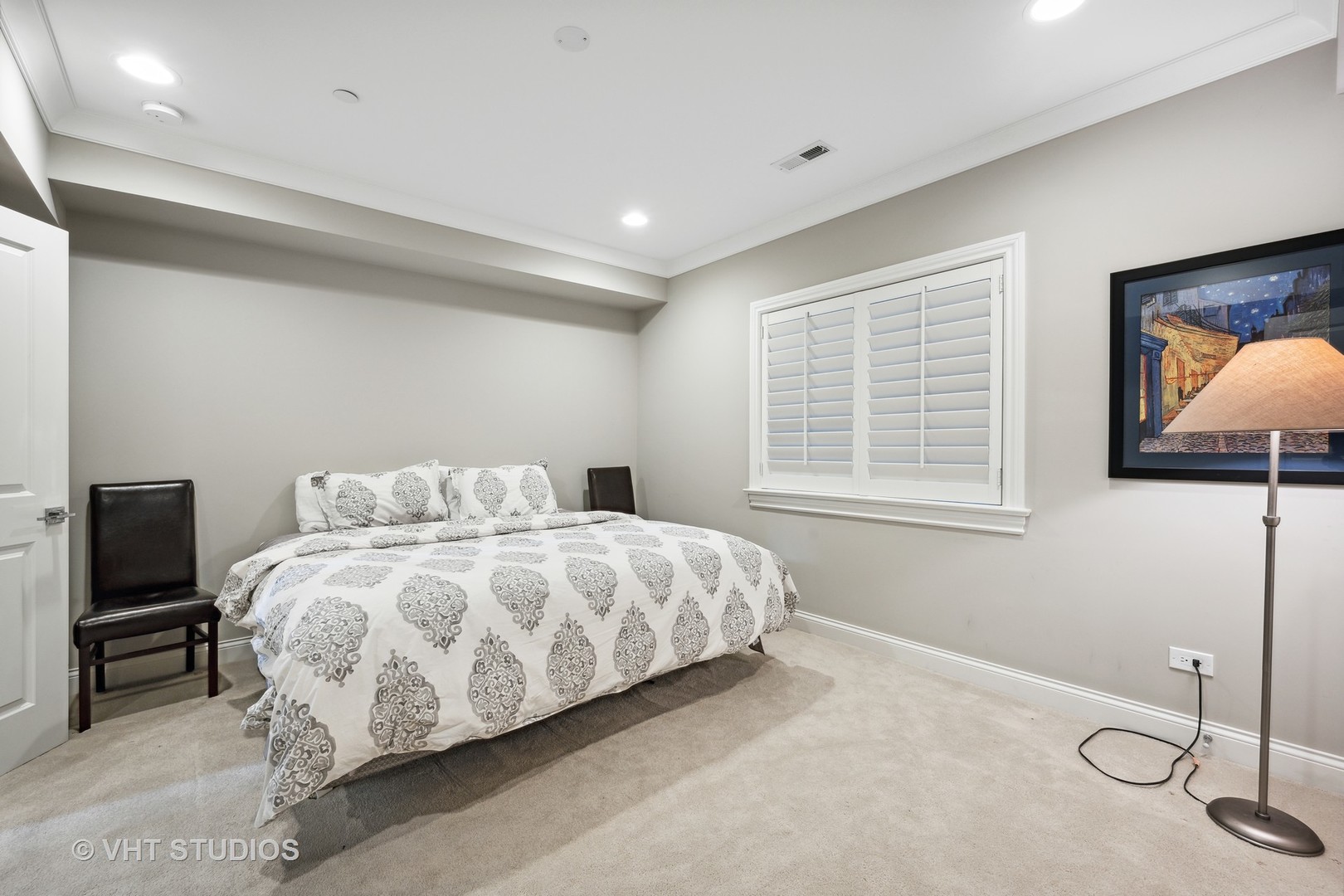 814 17th Street Wilmette, IL 60091 - Photo 39 of 51 a bedroom with a bed and a window