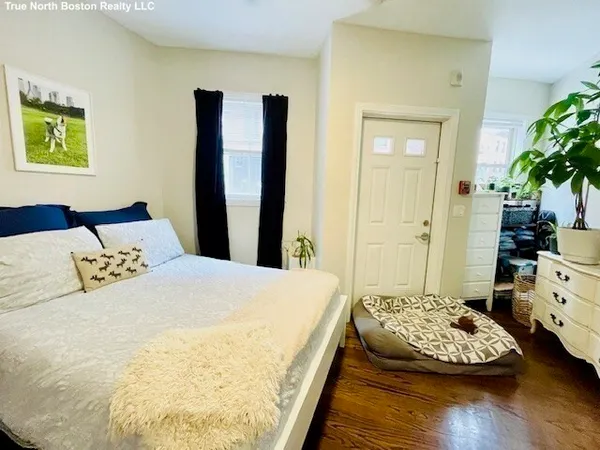 $2,800 | 180 Endicott Street, Unit 1, Boston, MA 02113